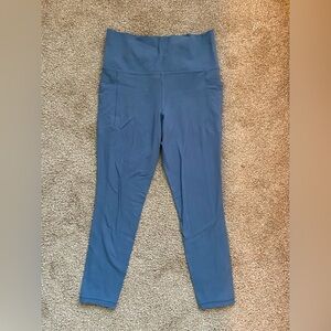 Athleta Salutation Stash 7/8 Leggings in Light Blue